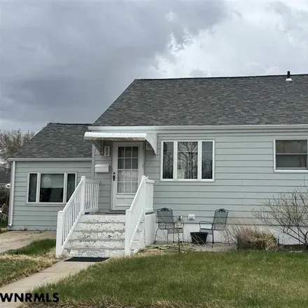 Buy this 3 bed house on 372 West 16th Street in Scottsbluff, NE 69361