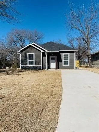 Rent this 3 bed house on 519 Martin Luther King St in Denison, Texas