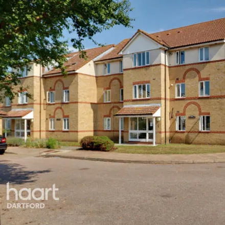 Buy this 2 bed apartment on Pilgrims Court in Dartford, DA1 5LZ