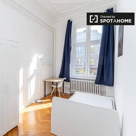 Rent this 9 bed room on Kantstraße 69 in 10627 Berlin, Germany