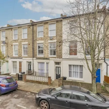 Rent this 2 bed apartment on Witley Road in London, N19 3JH