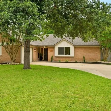 Buy this 3 bed house on 2067 Flint Rock Drive in Round Rock, TX 78681