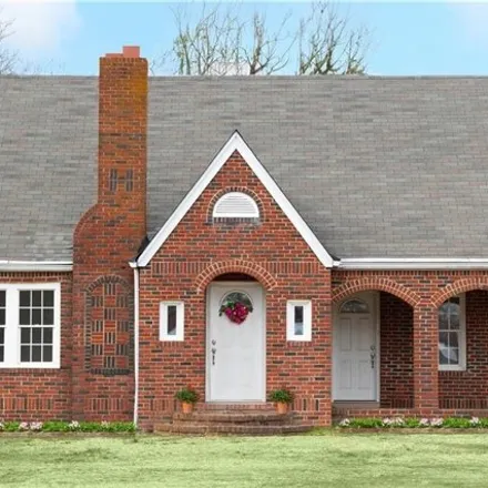 Buy this 5 bed house on 5635 Old US Highway 52 in Welcome, Davidson County