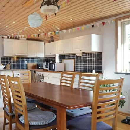 Rent this 5 bed house on 453 35 Lysekil