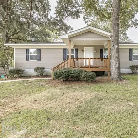 Buy this 3 bed house on 223 Choctaw Street in Warner Robins, GA 31088