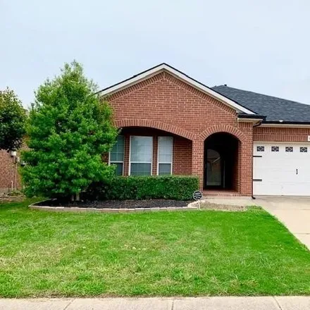 Rent this 3 bed house on 6105 Miranda Drive in Fort Worth, TX 76131