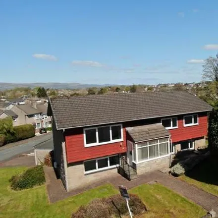 Buy this 6 bed house on Anne Crescent in Lenzie, G66 5EZ