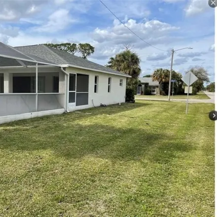 Image 3 - Connie Avenue North, Lehigh Acres, FL 33976, USA - House for rent