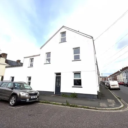 Rent this 3 bed house on 16 Oxford Street in Exeter, EX2 9AG