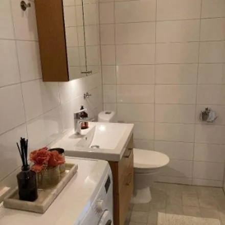 Rent this 2 bed apartment on Föreningsgatan 1A in 411 27 Gothenburg, Sweden
