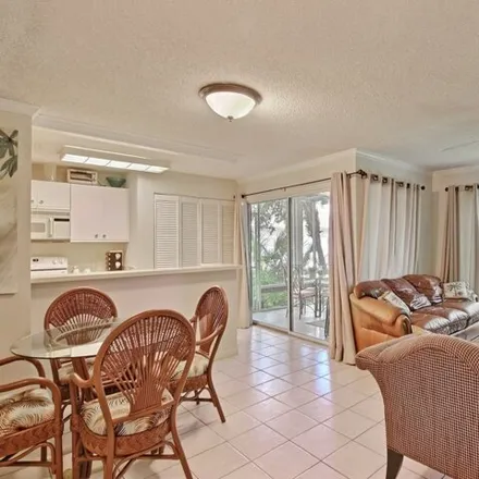 Image 4 - 1355 Winding Oaks Circle East, Indian River County, FL 32963, USA - Condo for rent