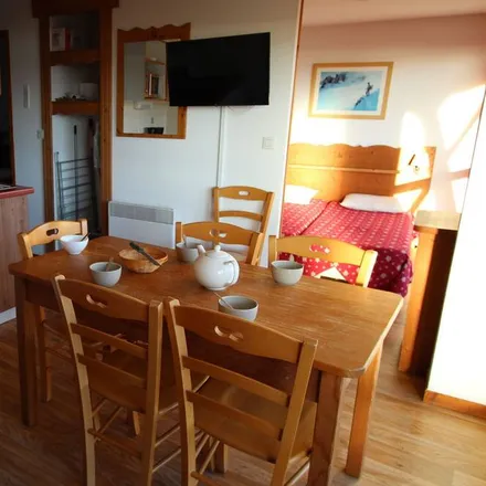 Rent this 2 bed apartment on 38410 Roche Béranger