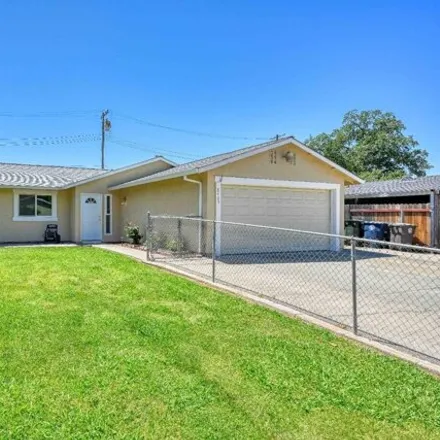 Buy this 3 bed house on 8396 Butternut Drive in Citrus Heights, CA 95621