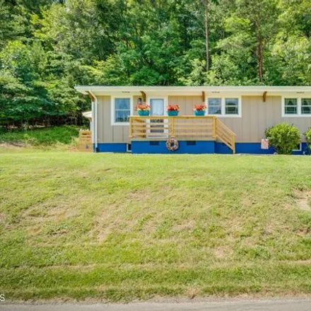 Buy this 3 bed house on 210 Anderson Rd in Johnson City, Tennessee