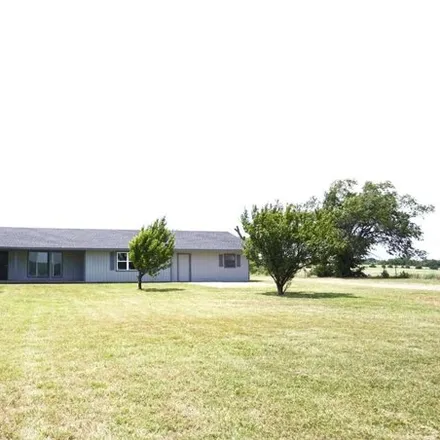 Buy this 4 bed house on 23501 County Road 100 in Perry, Oklahoma