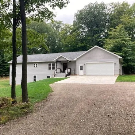 Buy this 3 bed house on 3984 Linke Road in Filer Charter Township, MI 49660