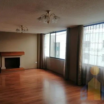 Buy this 2 bed apartment on Oe9 N43-43 in 170104, Quito