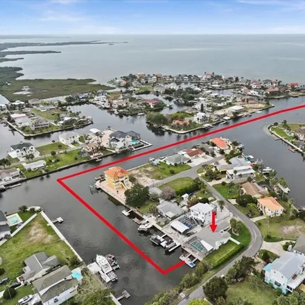 Image 3 - 3240 Gulf Coast Dr, Hernando Beach, Florida, 34607 - House for sale