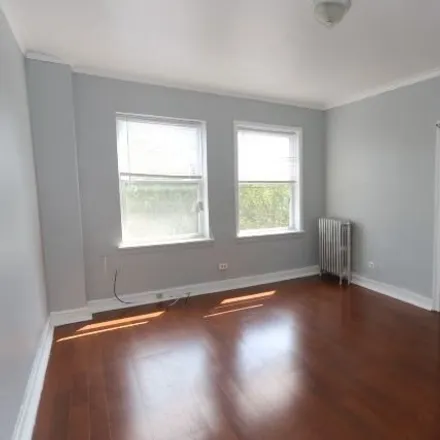 Image 6 - Common Cup, 1501 West Morse Avenue, Chicago, IL 60626, USA - House for rent