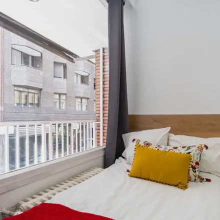 Rent this 1 bed apartment on Colegio CEU Claudio Coello in Calle de Martín de los Heros, 60