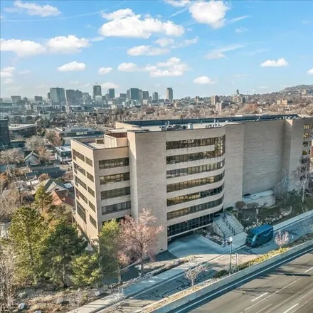 Image 1 - The Wilshire Condo, 1000 East, Salt Lake City, UT 84102, USA - Condo for sale