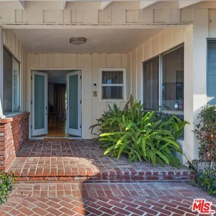 Image 4 - 3684 Royal Meadow Road, Los Angeles, CA 91403, USA - House for sale