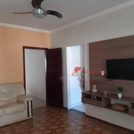 Buy this 3 bed house on Avenida Doutor Morato in Nhô Quim, Piracicaba - SP