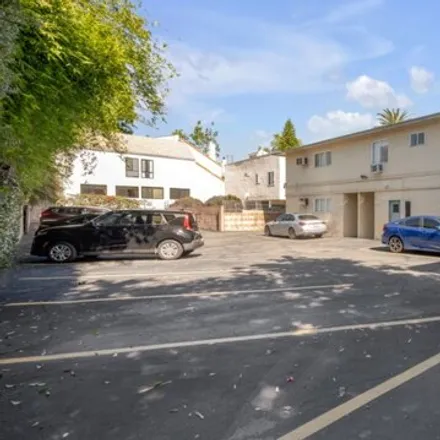 Image 5 - 4908 Coldwater Canyon Avenue, Los Angeles, CA 91423, USA - House for sale