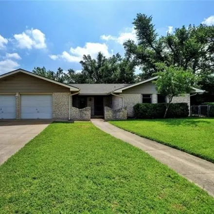 Buy this 3 bed house on 1681 Deep Wood Drive in Round Rock, TX 78681