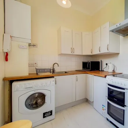Image 2 - 20 Hormead Road, Kensal Town, London, W9 3NG, United Kingdom - Apartment for rent