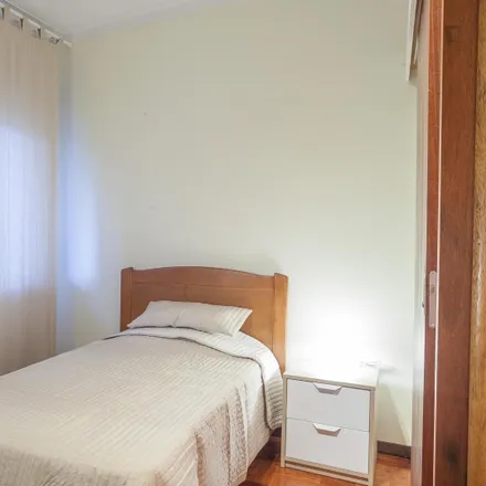 Image 1 - Outeiro, Rua do Doutor Manuel Laranjeira, 4200-347 Porto, Portugal - Room for rent