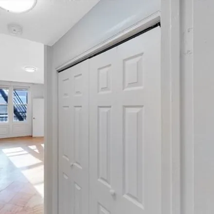 Image 9 - 397 Beacon Street, Boston, MA 02116, USA - Apartment for rent
