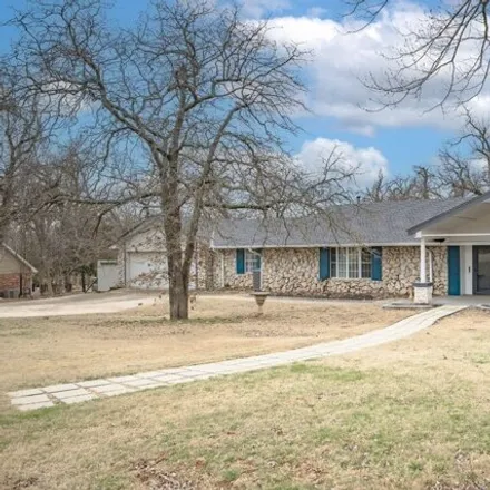 Buy this 4 bed house on 1656 Red Fox Road in Edmond, OK 73034
