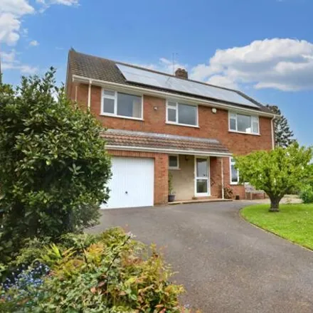 Buy this 4 bed house on unnamed road in Twyning, GL20 6DY