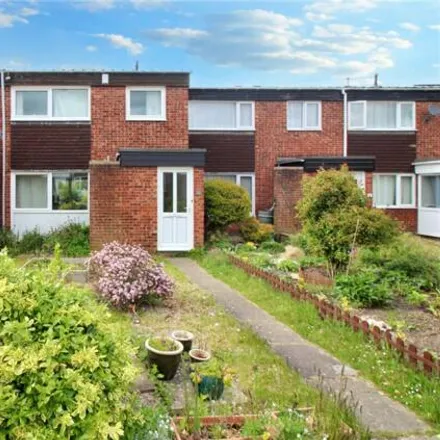 Buy this 3 bed townhouse on 5 Albury Walk in Norwich, NR4 6JE