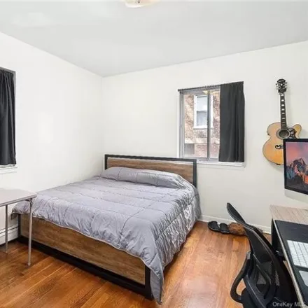 Image 5 - 6037 Delafield Avenue, New York, NY 10471, USA - House for rent