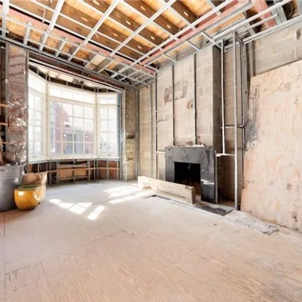 Image 4 - Greenwich Avenue, New York, NY 10014, USA - Townhouse for sale