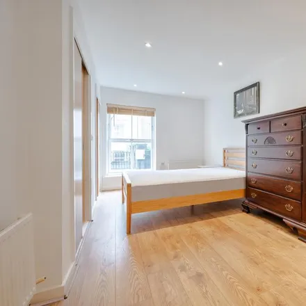 Image 6 - Northpoint Square, London, NW1 9BD, United Kingdom - Apartment for rent