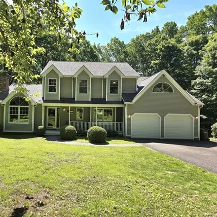 Buy this 4 bed house on 7 Taryn Lane in New Milford, CT 06776
