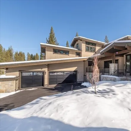 Buy this 4 bed house on Henness Road in Truckee, CA 96161