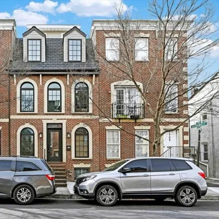 Image 1 - 1707 East Lombard Street, Baltimore, MD 21231, USA - House for sale