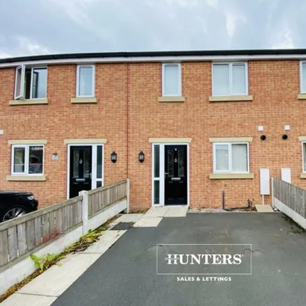 Rent this 3 bed townhouse on 12 Coronation Street in Whitwood, WF6 1RG