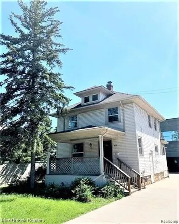 Rent this 3 bed house on 813 South Center Street in Royal Oak, MI 48067