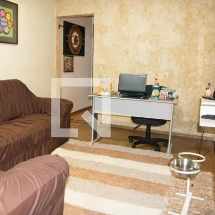 Rent this 3 bed house on Rua Francisco Lipi 986 in Parada Inglesa, São Paulo - SP