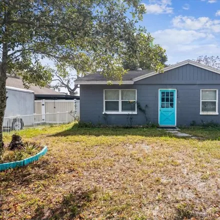 Buy this 2 bed house on 6524 Old Main St in New Port Richey, Florida