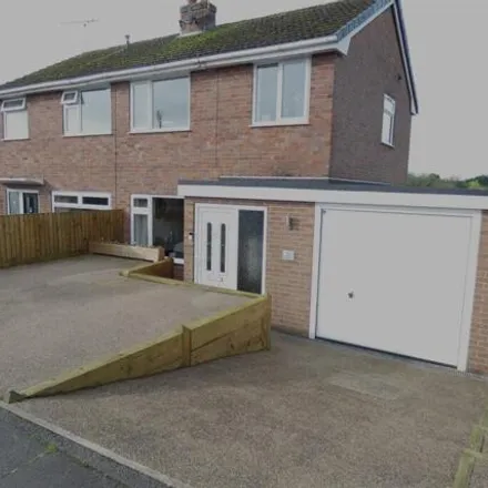 Buy this 3 bed duplex on 2 Thorley Drive in Cheadle, ST10 1SF
