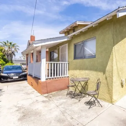 Image 8 - 1234 West 35th Place, Los Angeles, CA 90007, USA - House for sale