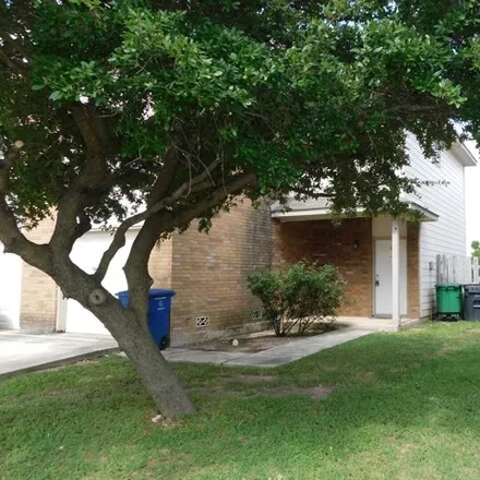 Image 2 - 1311 Garden Dusk Unit 2, San Antonio, Texas, 78245 - Apartment for rent