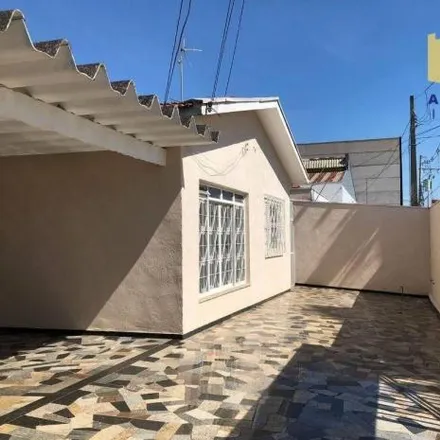 Rent this 3 bed house on Rua Mauro Schiavoni in Vila Bertine, Americana - SP
