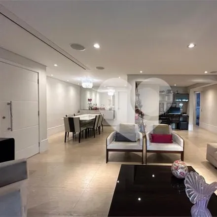 Buy this 3 bed apartment on Rua Apinajés 706 in Sumaré, São Paulo - SP